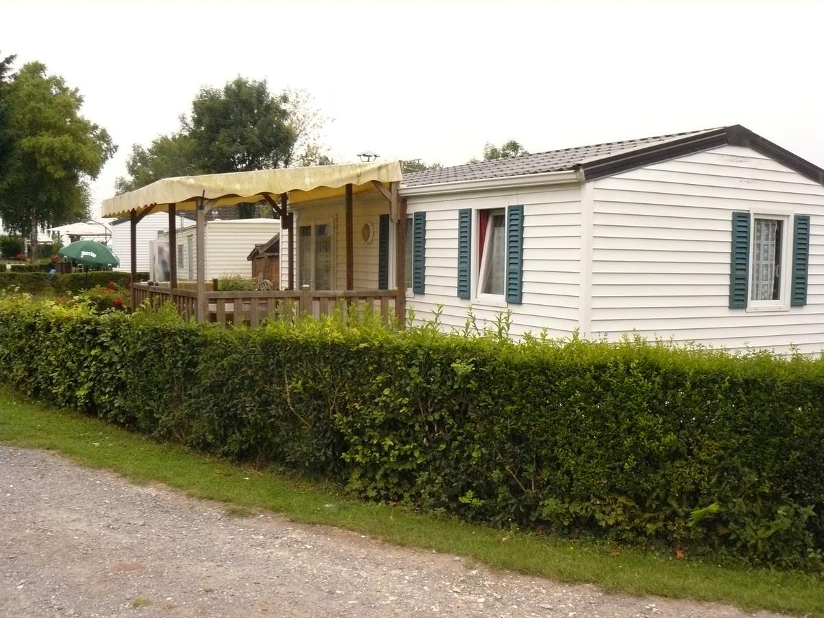 Hôtel Camping Bellevue à Authuille Extérieur photo